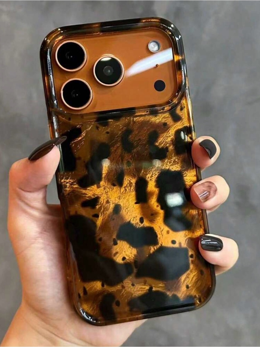 Leopard iPhone 17 Pro Max Case